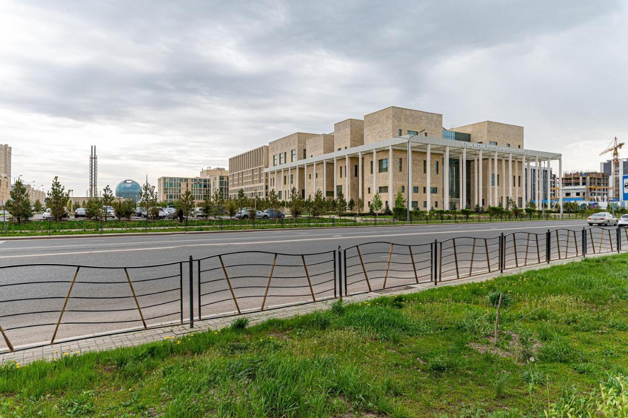 Шикарная Квартира На Против Сада أستانا المظهر الخارجي الصورة